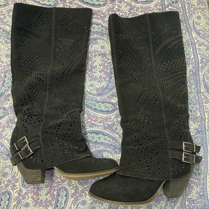 Naughty Monkey Fast Times Suede Boot Size 8
